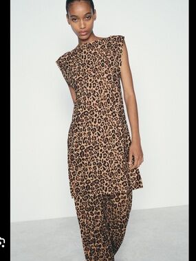 chinese dress ladies maxi-leopard-print-dress -with-black-lace-trim-detail-in-beige-styledup-fashion_600x.jpg?v=1716577638 main image 1